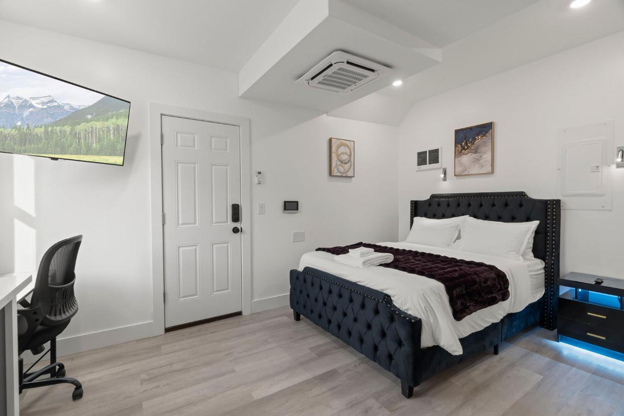 Hotel New Season Royals, Airport West Chester Pokoj fotografie