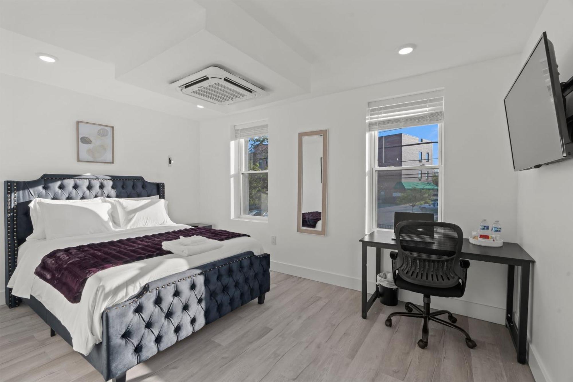 Hotel New Season Royals, Airport West Chester Exteriér fotografie
