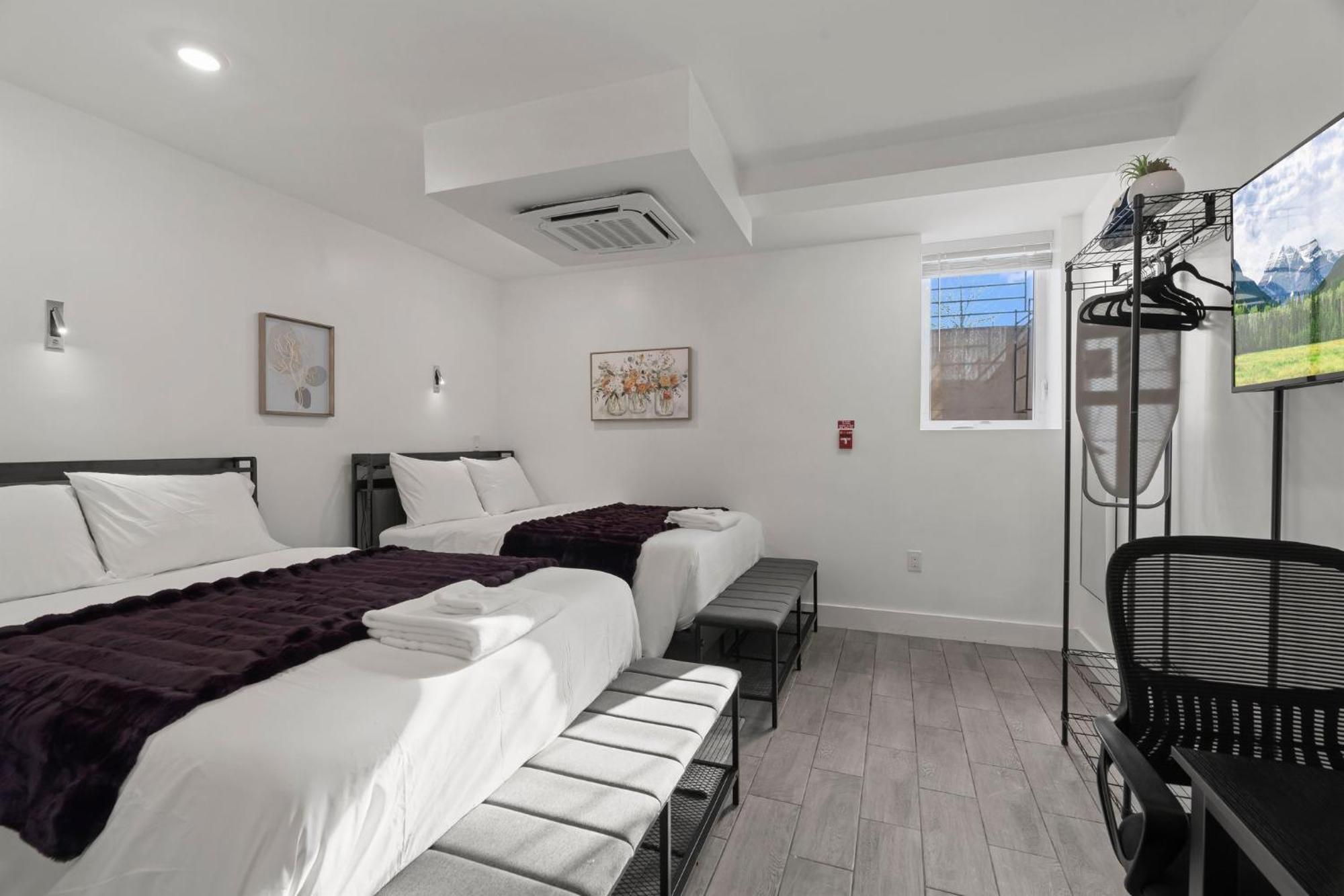 Hotel New Season Royals, Airport West Chester Pokoj fotografie