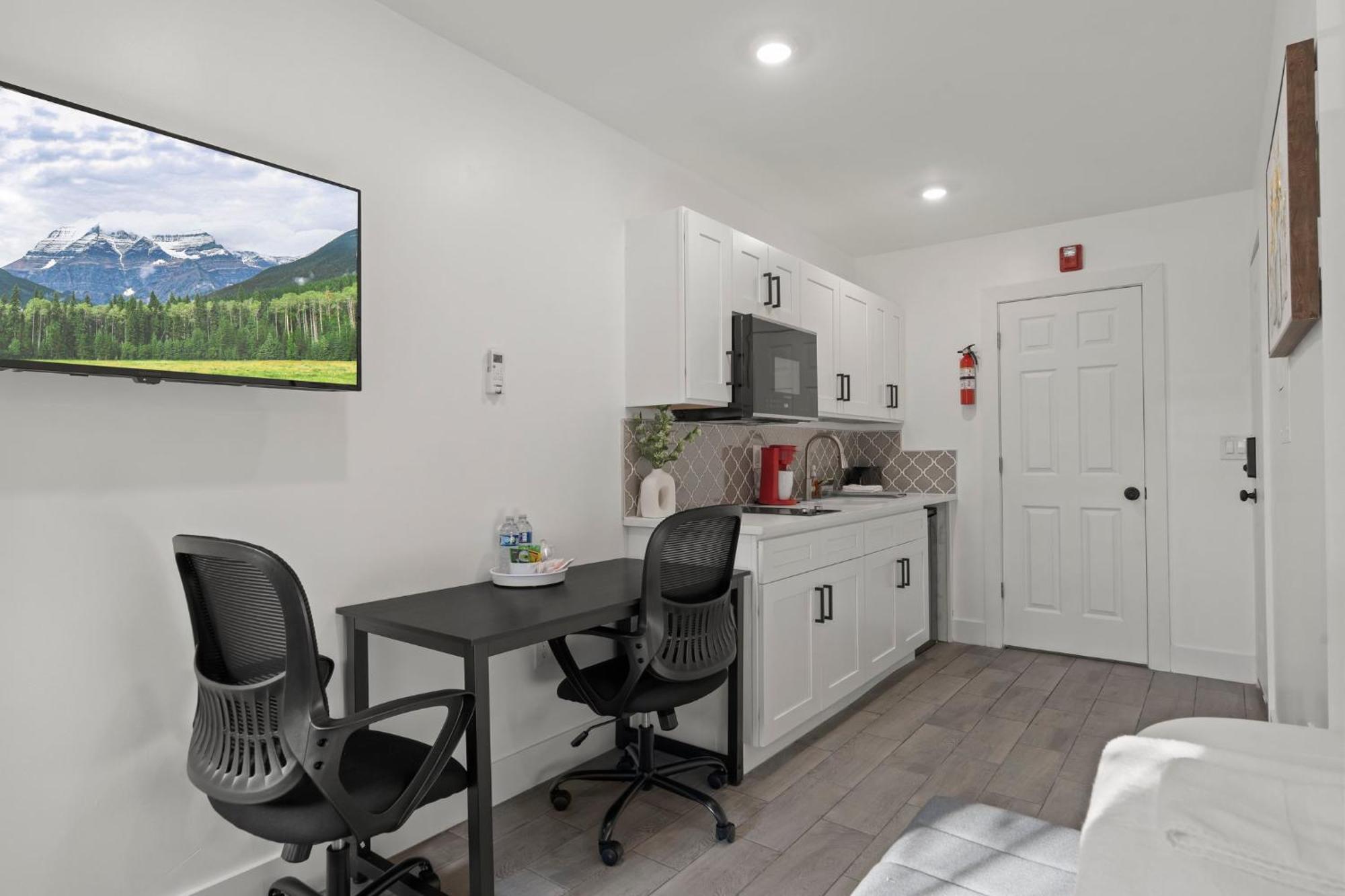 Hotel New Season Royals, Airport West Chester Pokoj fotografie